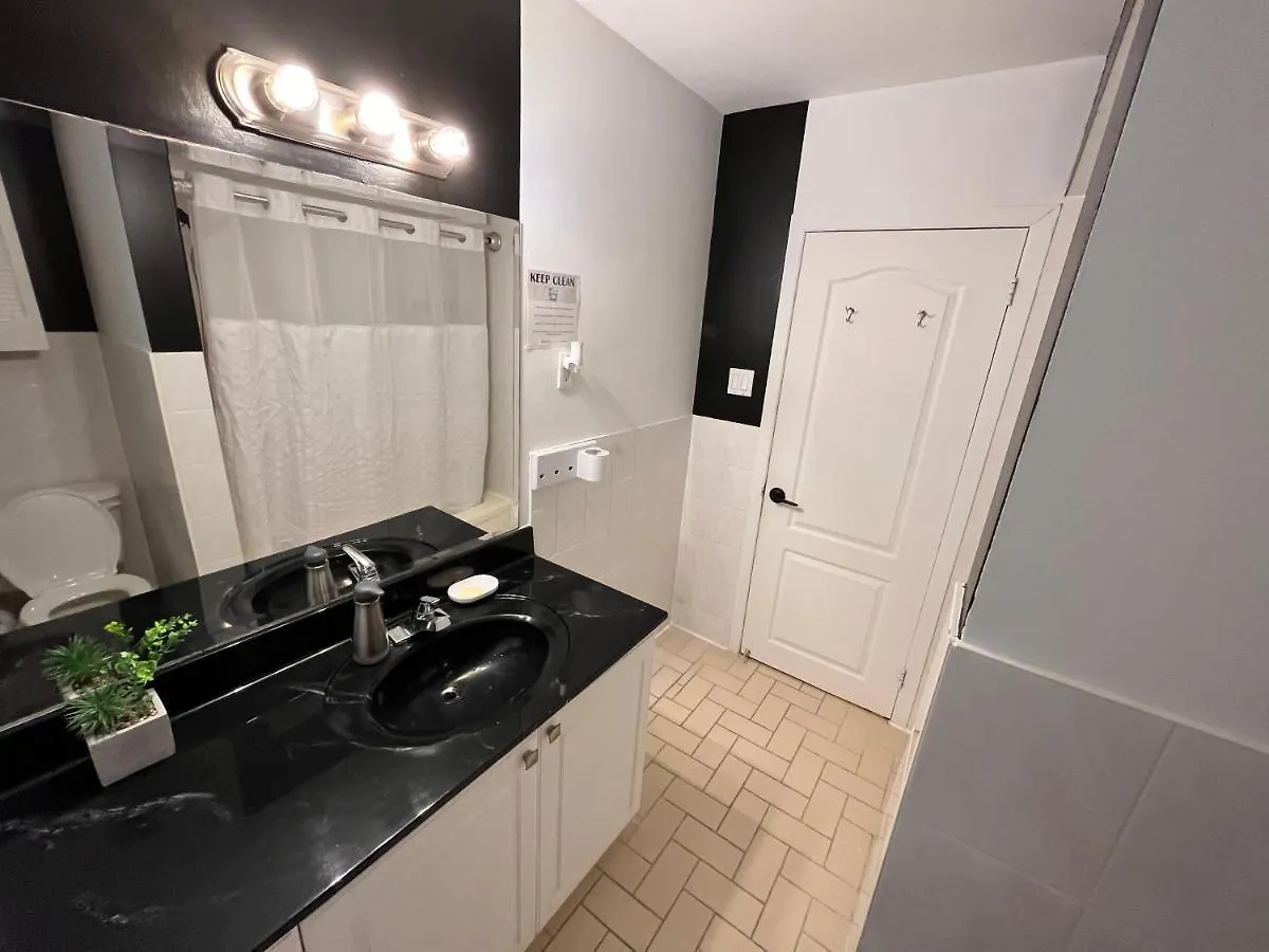 Large Private Room Close To Finch 多伦多 0*,  加拿大